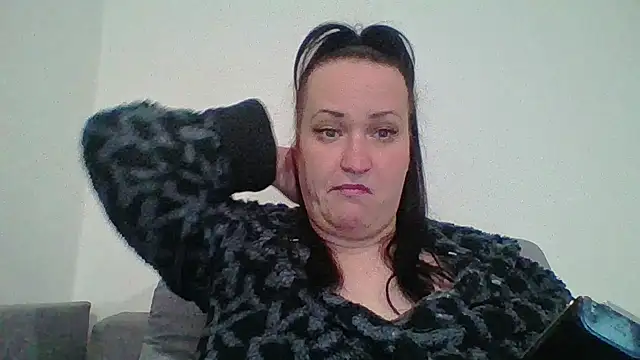 Snapshot of _squirty_cum_lady_ chatting on October 19, 3:40 am squirty cum lady online show from October 19, 3:40 am