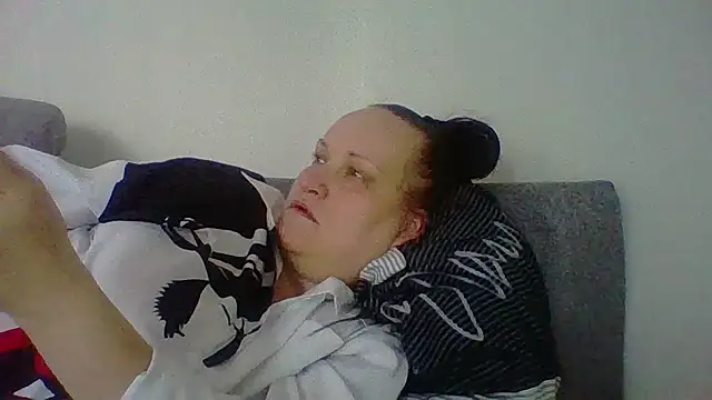 Snapshot of _squirty_cum_lady_ chatting on November 23, 6:57 am squirty cum lady online show from November 23, 6:57 am