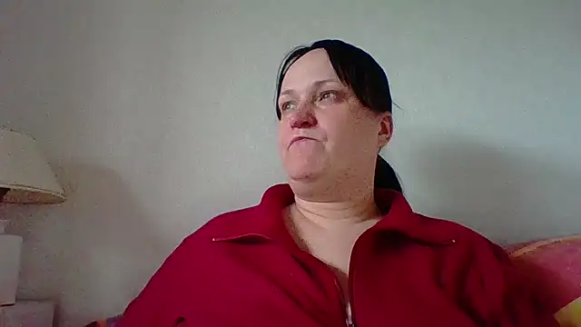 Snapshot of _squirty_cum_lady_ chatting on December 2, 12:32 pm squirty cum lady online show from December 2, 12:32 pm