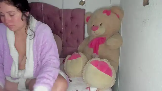 Dana Jeins online show from April 14, 1:17 pm