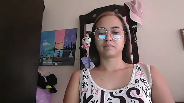 trianabell online show from March 7, 5:10 pm