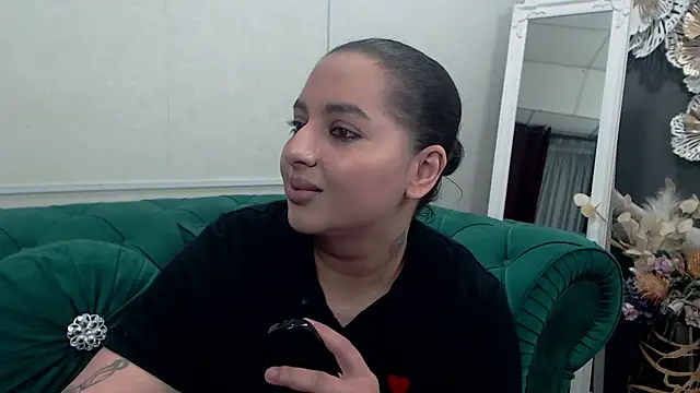 BustyAllyy online show from March 7, 8:39 pm