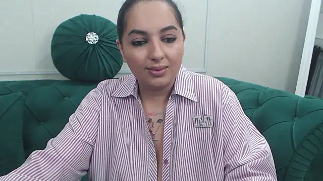 BustyAllyy online show from March 27, 4:07 pm