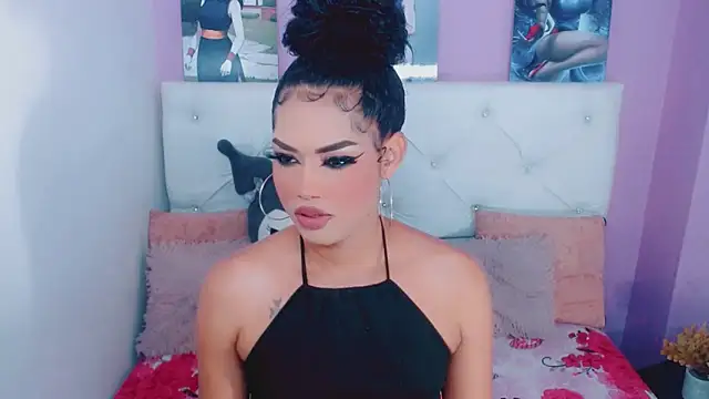 Snapshot of Amanda_bigx chatting on February 10, 4:16 am Amanda bigx online show from February 10, 4:16 am