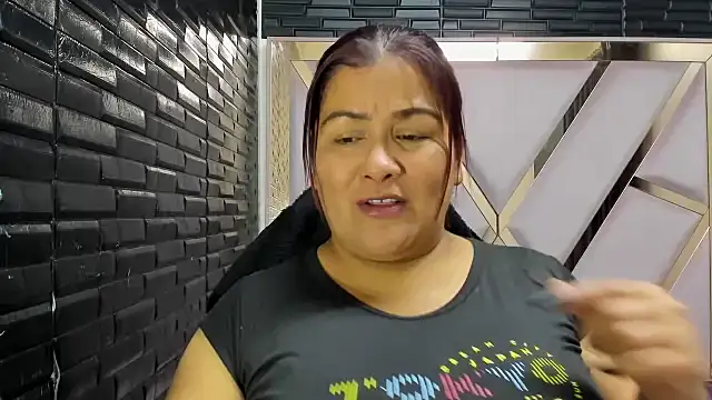 DaianaLutz online show from December 2, 2:01 pm