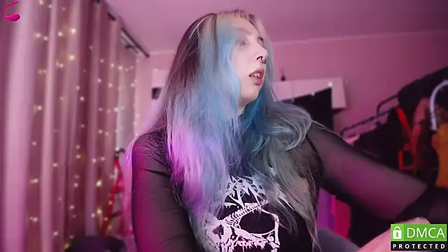 JustMeowGirl online show from April 13, 5:57 am