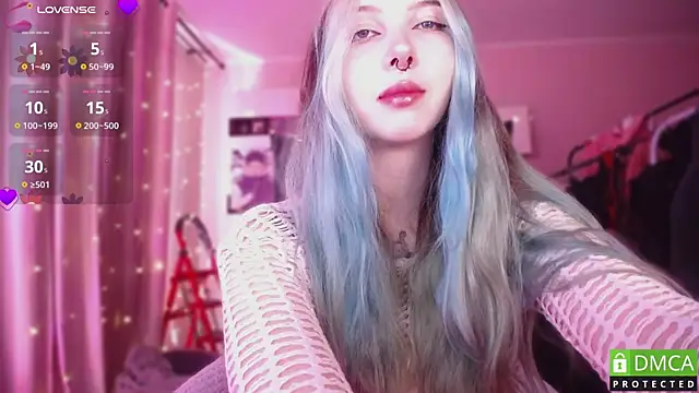 JustMeowGirl online show from May 8, 5:13 am