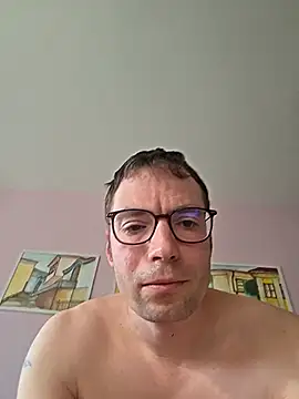 Snapshot of Schnubby1 chatting on February 27, 2:28 pm Schnubby1 online show from February 27, 2:28 pm