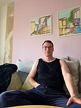 Snapshot of Schnubby1 chatting on March 9, 2:54 pm Schnubby1 online show from March 9, 2:54 pm