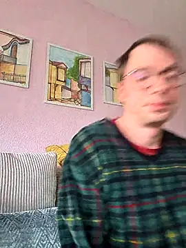 Snapshot of Schnubby1 chatting on March 17, 12:08 pm Schnubby1 online show from March 17, 12:08 pm