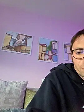 Snapshot of Schnubby1 chatting on April 20, 2:53 pm Schnubby1 online show from April 20, 2:53 pm