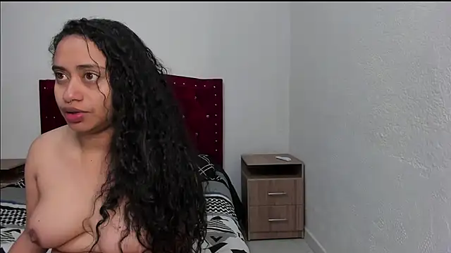 Valentine petite1 online show from February 7, 6:11 pm