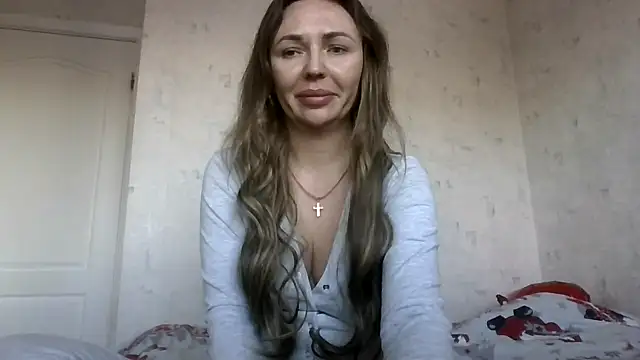 Snapshot of AngelinaLove28 chatting on February 1, 7:51 am AngelinaLove28 online show from February 1, 7:51 am