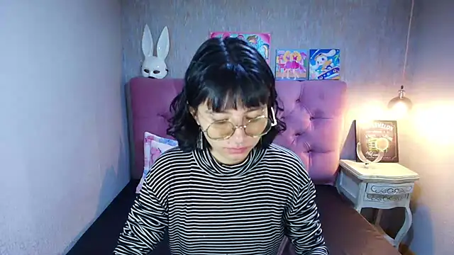 Snapshot of charlottemoonxz chatting on June 25, 6:01 pm charlottemoonxz online show from June 25, 6:01 pm