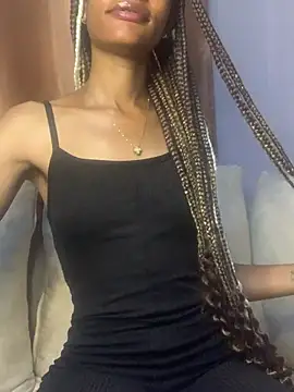 GoddessVee online show from March 14, 2:30 pm