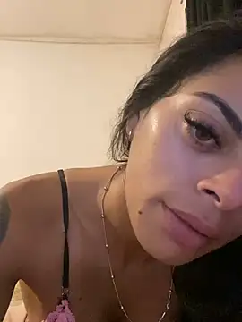 canderodrig777 online show from March 7, 10:45 am