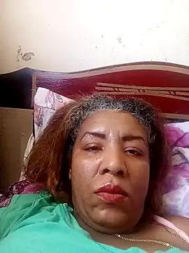 Snapshot of Surreyaa chatting on December 9, 5:41 pm Surreyaa online show from December 9, 5:41 pm