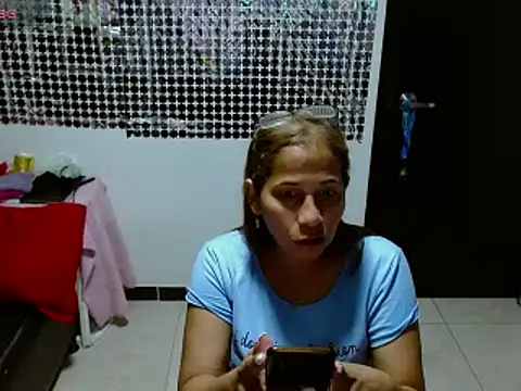 Snapshot of CaroMasha chatting on February 19, 1:18 am CaroMasha online show from February 19, 1:18 am