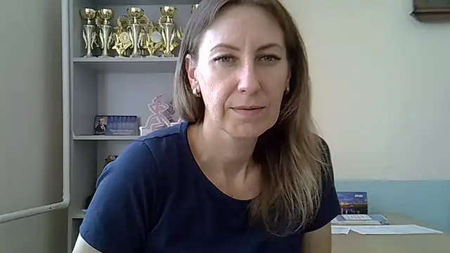 Snapshot of AshleyXHoney chatting on July 6, 10:34 am AshleyXHoney online show from July 6, 10:34 am