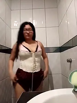 ladygmusic online show from November 26, 11:17 pm