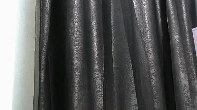 julietunderwoood online show from May 21, 4:41 am