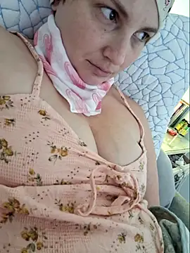 Snapshot of MilfyMrsRobinson chatting on March 8, 2:43 pm MilfyMrsRobinson online show from March 8, 2:43 pm
