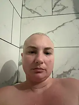 Snapshot of MilfyMrsRobinson chatting on April 26, 3:42 pm MilfyMrsRobinson online show from April 26, 3:42 pm