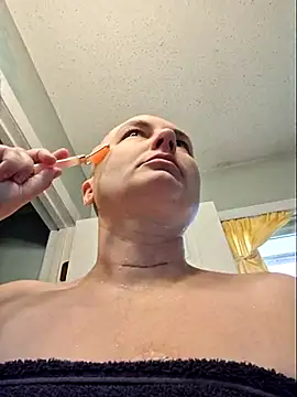 Snapshot of MilfyMrsRobinson chatting on May 1, 3:38 pm MilfyMrsRobinson online show from May 1, 3:38 pm