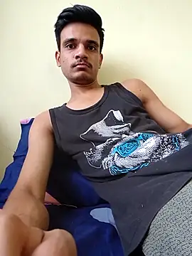 Snapshot of yashzae chatting on September 17, 11:34 am yashzae online show from September 17, 11:34 am