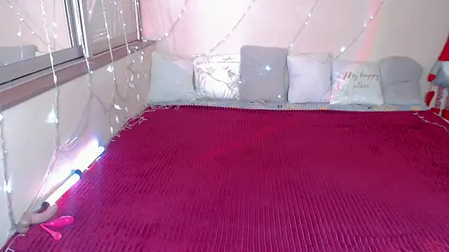 LizaSenri online show from January 10, 8:27 am