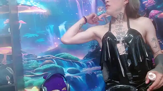 charlotbelucci  online show from January 25, 12:06 am