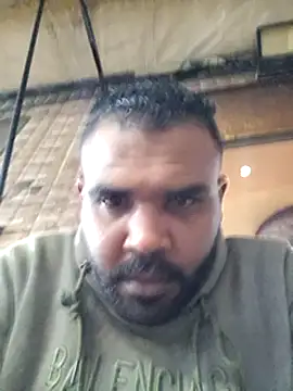 Snapshot of ListedLoin chatting on January 10, 4:30 pm ListedLoin online show from January 10, 4:30 pm