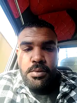 Snapshot of ListedLoin chatting on January 24, 1:57 pm ListedLoin online show from January 24, 1:57 pm