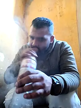 Snapshot of ListedLoin chatting on January 26, 2:30 pm ListedLoin online show from January 26, 2:30 pm