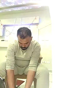 Snapshot of ListedLoin chatting on March 14, 5:35 pm ListedLoin online show from March 14, 5:35 pm