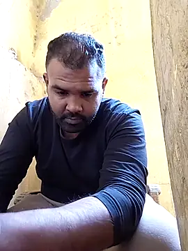 ListedLoin online show from February 14, 7:49 am