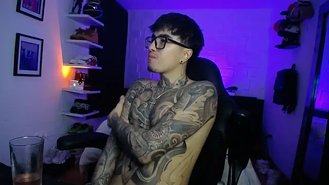 Snapshot of jung_dragon chatting on February 21, 7:09 am jung dragon online show from February 21, 7:09 am