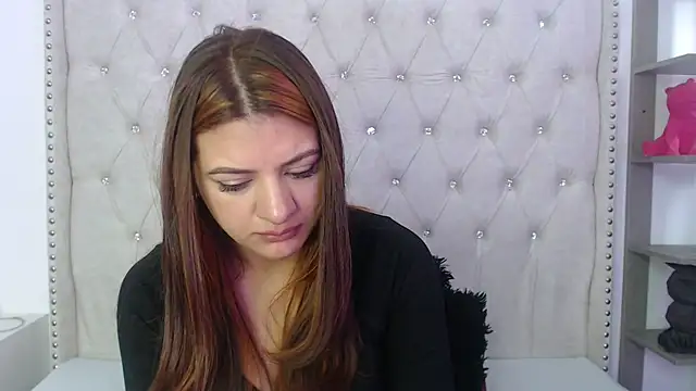 Abril Squirt online show from January 16, 1:15 pm