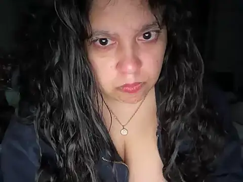 MelanieFawker online show from November 30, 4:44 pm