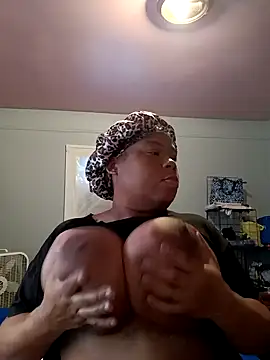 pinkpassionpleaser online show from December 21, 1:21 pm