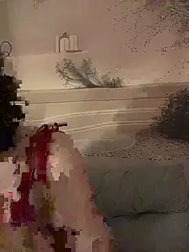 Snapshot of Eliza-E chatting on February 24, 11:14 pm Eliza-E online show from February 24, 11:14 pm