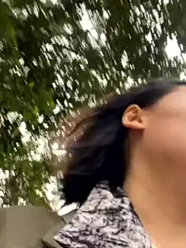 Snapshot of Eliza-E chatting on February 26, 1:15 am Eliza-E online show from February 26, 1:15 am