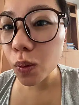 Eliza-E online show from July 2, 1:16 am