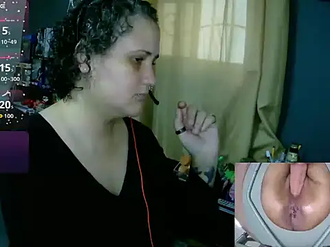 lolalicious 758 online show from May 19, 9:10 pm