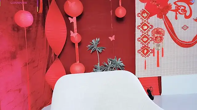 I Am Boo online show from February 10, 6:12 pm