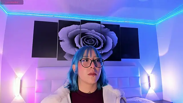 sofi bakerr online show from September 13, 11:32 am