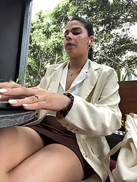 DaryRos online show from May 27, 8:28 pm