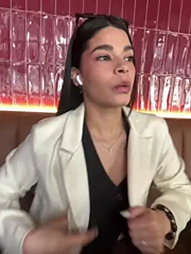 DaryRos online show from May 31, 3:41 pm