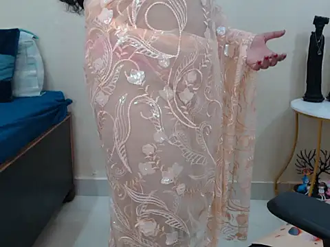 Inviting Aanya online show from January 24, 5:10 am