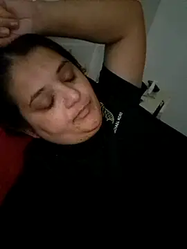 sarahhh1987 online show from November 4, 6:40 pm